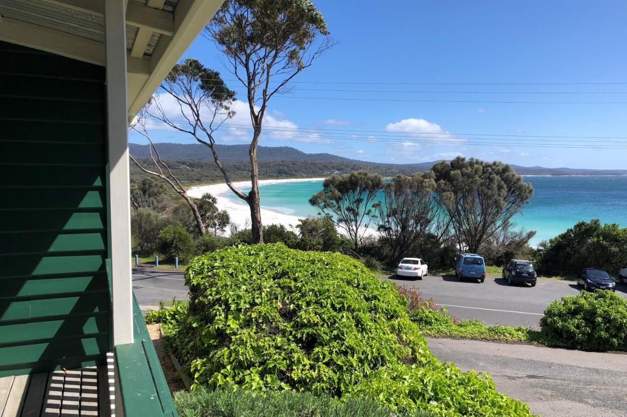 Binalong Beach Cottage Beachfront At Bay Of Fires Next To Restaurant Binalong Bay Eksteriør bilde